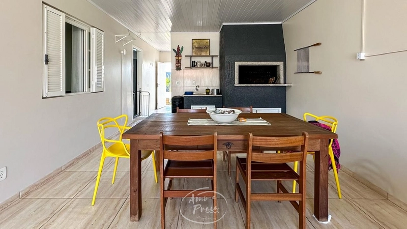 Casa com piscina e 3 dormitórios no litoral: 25ª foto da galeria de imagens do imóvel