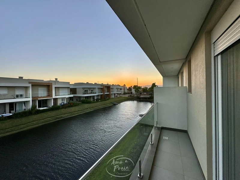 Sobrado novo com 3 dormitórios no Condomínio Murano em Capão da Canoa: 17ª foto da galeria de imagens do imóvel