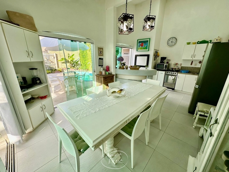 Casa com 4 dormitórios na Rua das Begônias em Noiva do Mar, Xangri-Lá: 5ª foto da galeria de imagens do imóvel