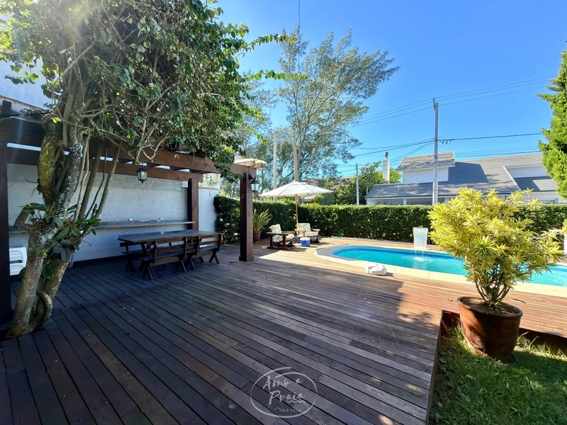 Casa mobiliada com 4 dormitórios em Atlântida: 14ª foto da galeria de imagens do imóvel