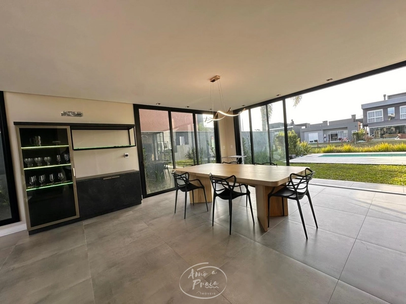 Casa beira-lago com 4 suítes no Condomínio Riviera em Xangri-Lá: 10ª foto da galeria de imagens do imóvel