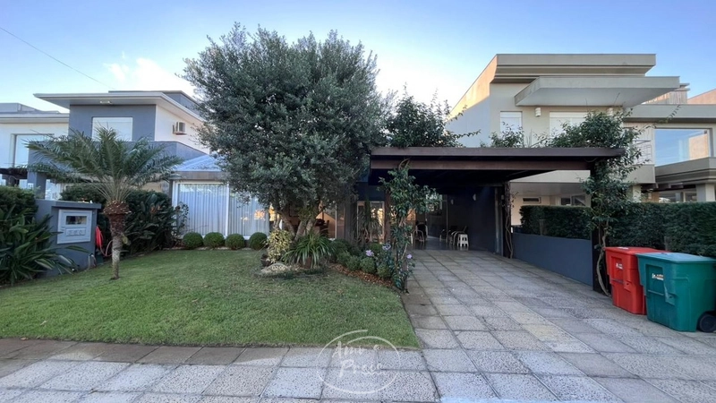 Casa em localização privilegiada: 1ª foto da galeria de imagens do imóvel