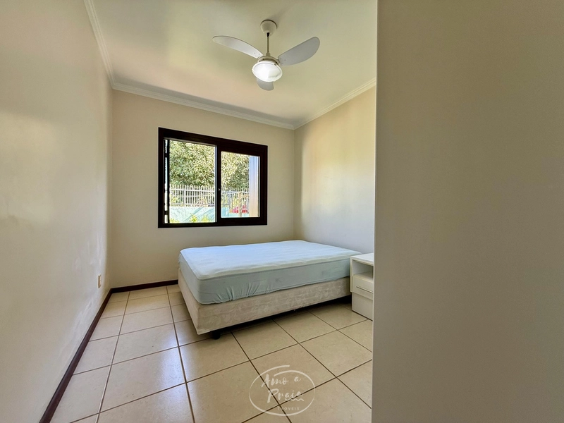 Casa mobiliada com 3 dormitórios e amplo pátio: 14ª foto da galeria de imagens do imóvel