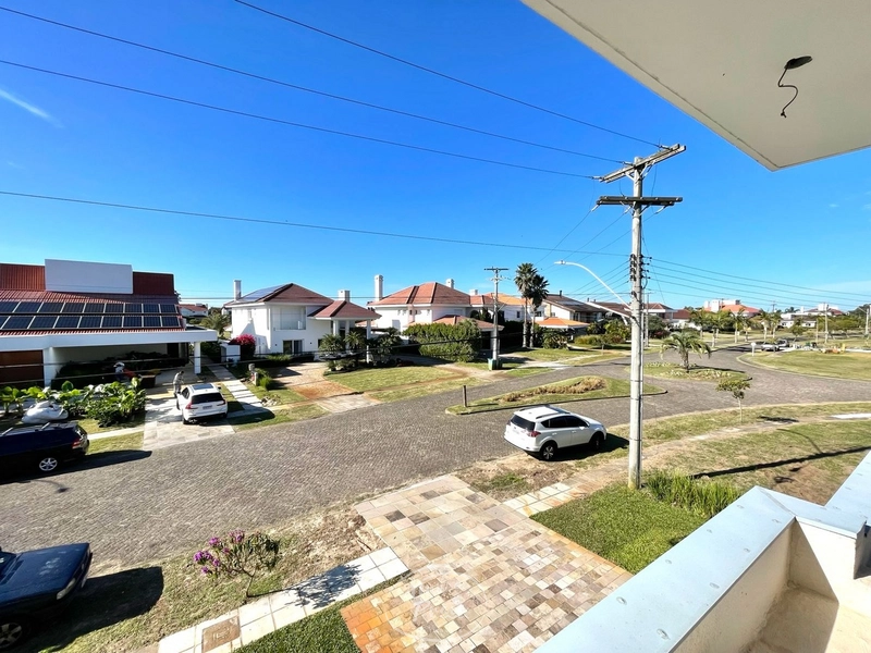 Sobrado no Condomínio Green Village com 4 suítes em Xangri-Lá: 11ª foto da galeria de imagens do imóvel