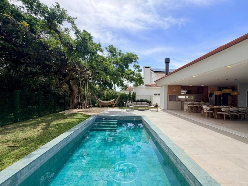Sobrado no Condomínio Green Village com 4 suítes em Xangri-Lá: 12ª foto da galeria de imagens do imóvel