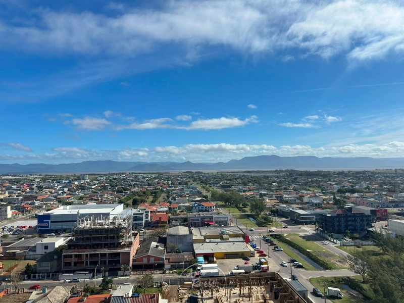 Apartamento no Edifício Lisboa com 2 suítes e vista para o mar: 2ª foto da galeria de imagens do imóvel