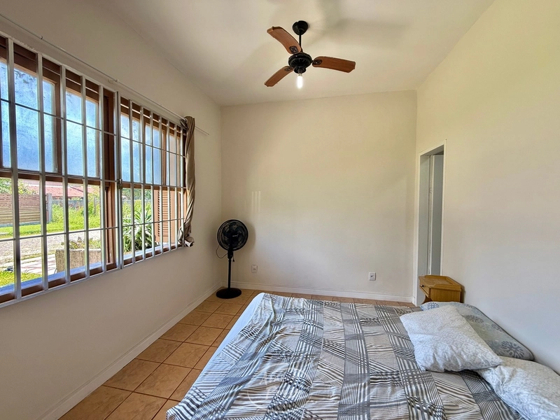 Apartamento com 2 dormitórios no Centro de Xangri-Lá a uma quadra do m: 1ª foto da galeria de imagens do imóvel