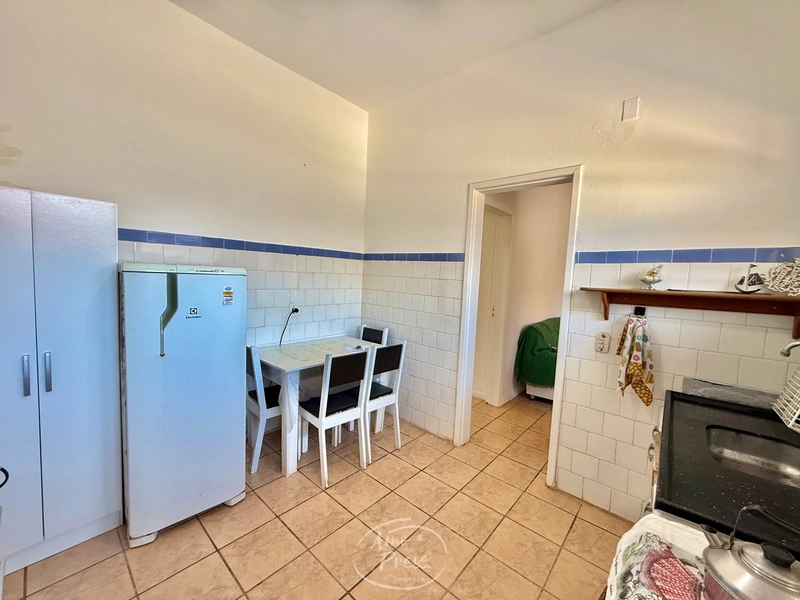 Apartamento com 2 dormitórios no Centro de Xangri-Lá a uma quadra do m: 10ª foto da galeria de imagens do imóvel