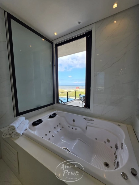 Casa com 4 suítes e piscina aquecida em Xangri-Lá: 16ª foto da galeria de imagens do imóvel