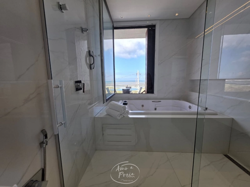 Casa com 4 suítes e piscina aquecida em Xangri-Lá: 33ª foto da galeria de imagens do imóvel