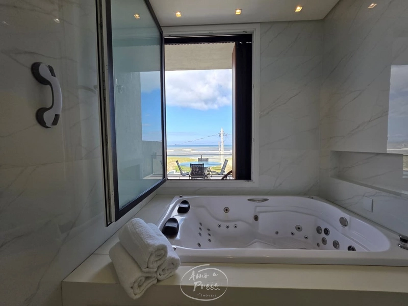 Casa com 4 suítes e piscina aquecida em Xangri-Lá: 20ª foto da galeria de imagens do imóvel