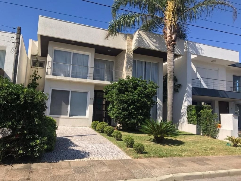 Sobrado a Venda no Condado de Capão