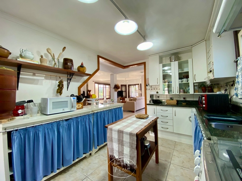 Casa com 3 suítes e piscina na região do Caburé em Atlântida: 40ª foto da galeria de imagens do imóvel