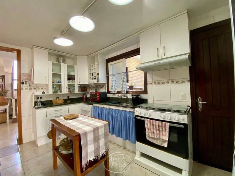 Casa com 3 suítes e piscina na região do Caburé em Atlântida: 30ª foto da galeria de imagens do imóvel