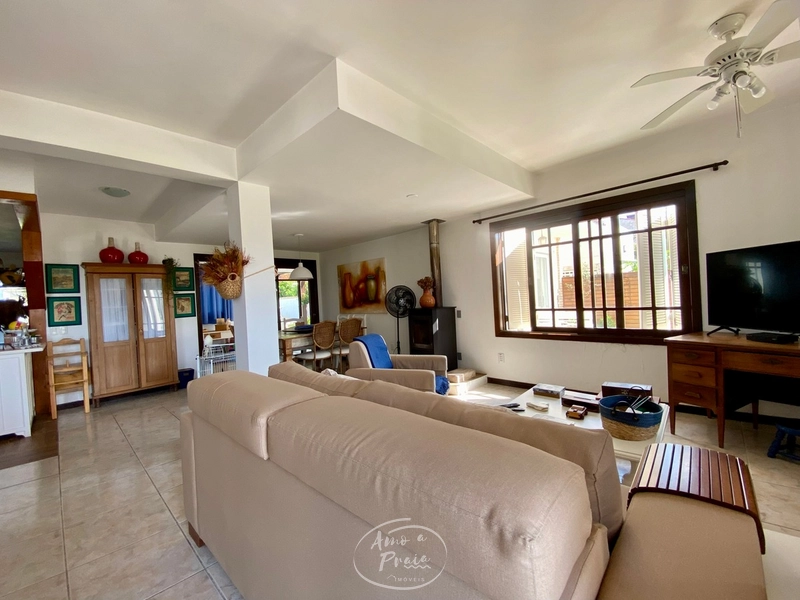 Casa com 3 suítes e piscina na região do Caburé em Atlântida: 48ª foto da galeria de imagens do imóvel