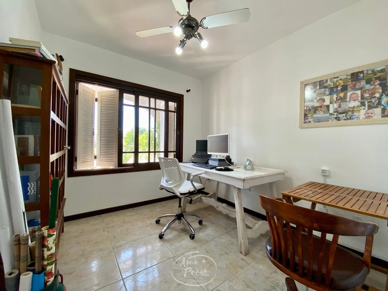 Casa com 3 suítes e piscina na região do Caburé em Atlântida: 35ª foto da galeria de imagens do imóvel