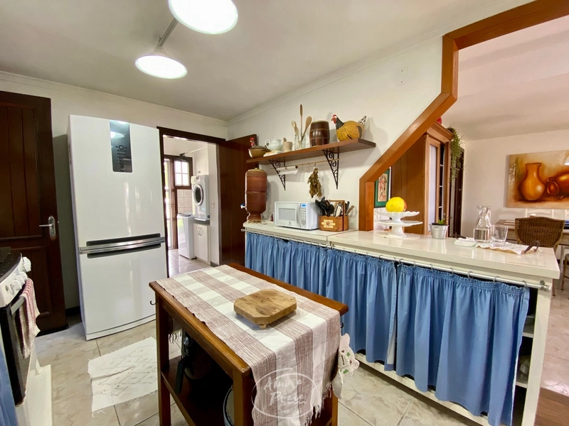 Casa com 3 suítes e piscina na região do Caburé em Atlântida: 18ª foto da galeria de imagens do imóvel