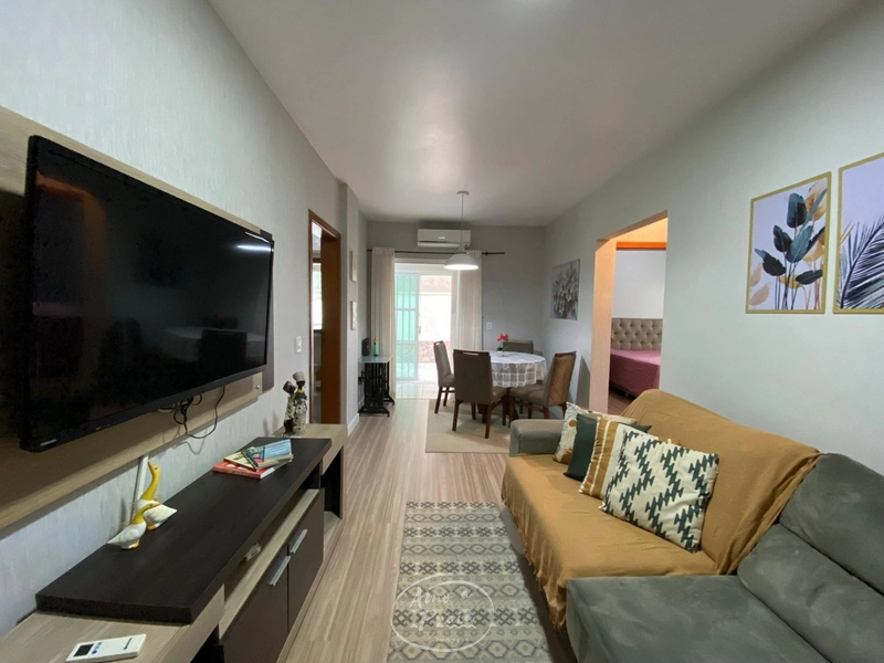 Apartamento com terraço e 2 dormitórios no Edifício Ramon: 3ª foto da galeria de imagens do imóvel