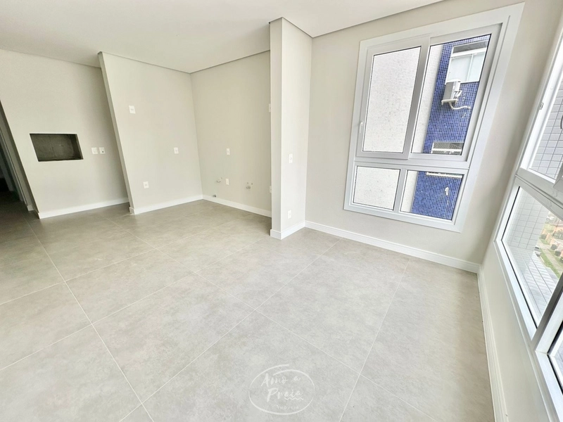 Apartamento com 2 dormitórios no One Residence: 2ª foto da galeria de imagens do imóvel