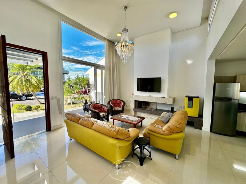 Casa com 3 suítes e living com pé-direito duplo no Condado de Capão: 20ª foto da galeria de imagens do imóvel