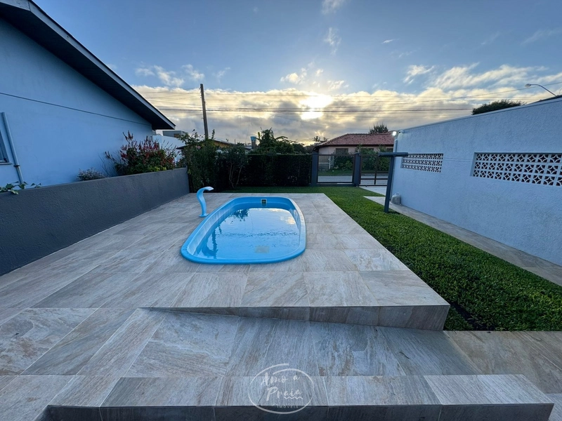 Casa à venda com piscina e 3 dormitórios em Xangri-Lá: 6ª foto da galeria de imagens do imóvel