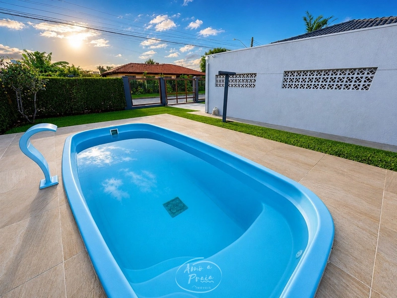 Casa à venda com piscina e 3 dormitórios em Xangri-Lá: 5ª foto da galeria de imagens do imóvel