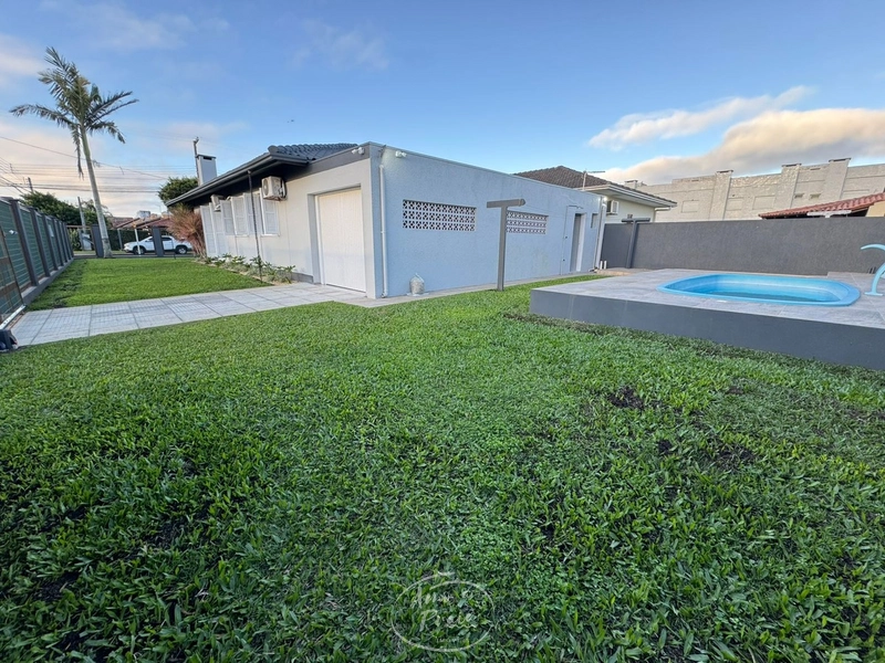 Casa à venda com piscina e 3 dormitórios em Xangri-Lá: 22ª foto da galeria de imagens do imóvel