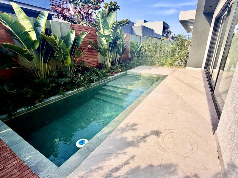 Casa à venda no Sunset com 4 suítes e piscina em Xangri-Lá: 3ª foto da galeria de imagens do imóvel