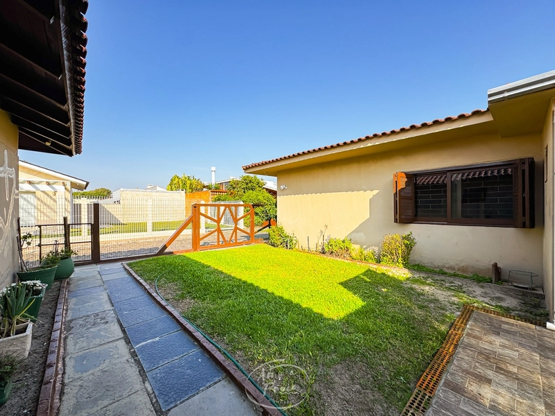 Casa à venda em Rainha do Mar com piscina e 3 dormitórios: 34ª foto da galeria de imagens do imóvel