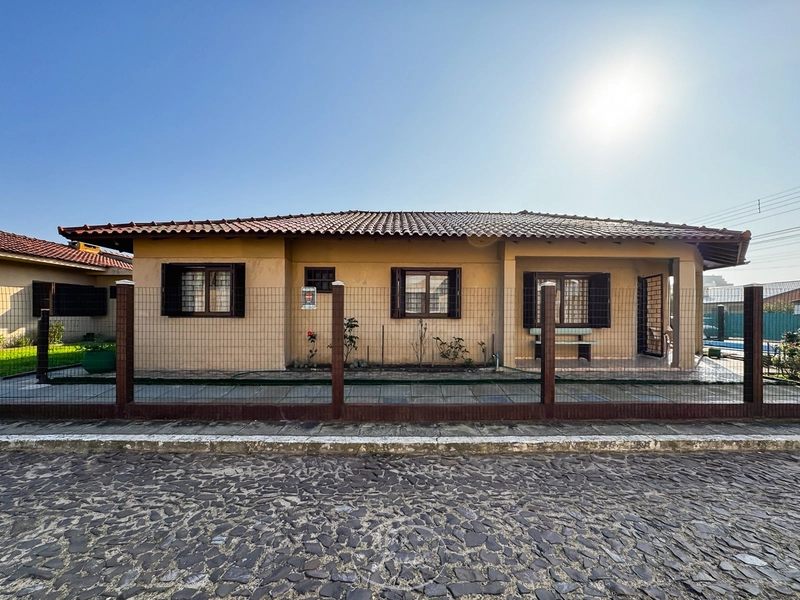 Casa à venda em Rainha do Mar com piscina e 3 dormitórios: 9ª foto da galeria de imagens do imóvel