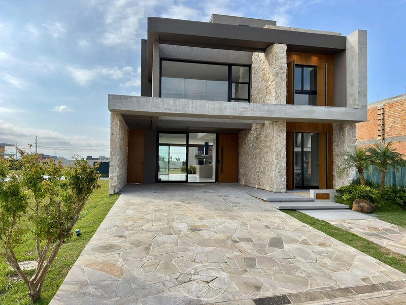 Casa beira-lago à venda no Zen com 4 suítes: 8ª foto da galeria de imagens do imóvel