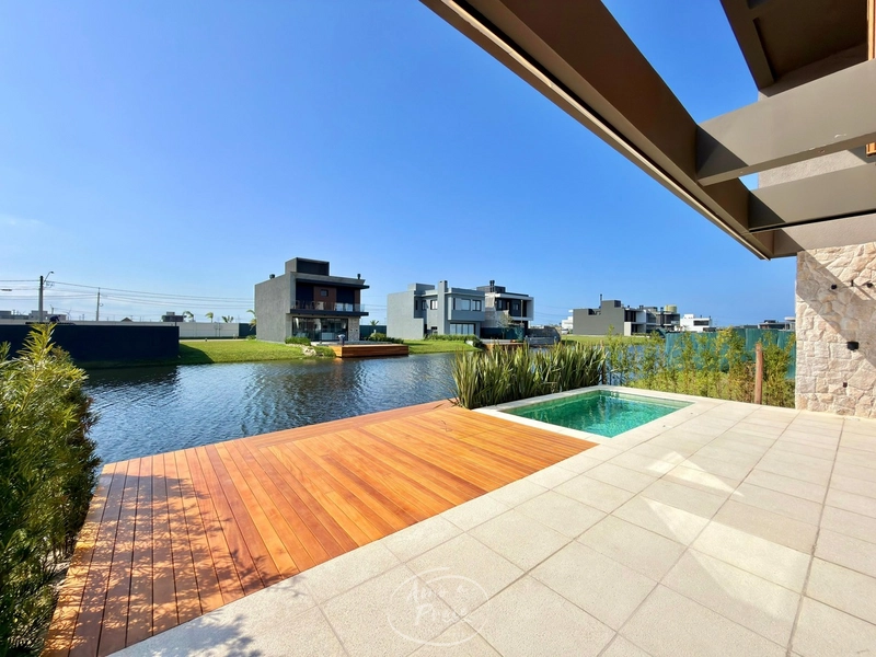 Casa beira-lago à venda no Zen com 4 suítes: 27ª foto da galeria de imagens do imóvel
