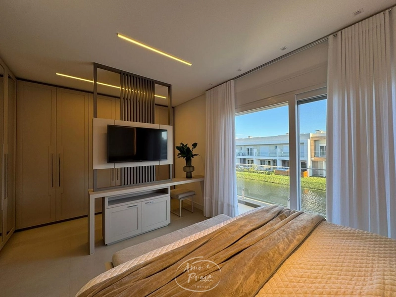 Casa de Esquina Beira Lago com 3 Dormitórios no Condomínio Murano: 6ª foto da galeria de imagens do imóvel