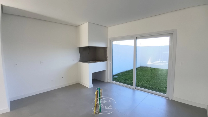 Casa à Venda em Xangri-Lá | 155m², 3 Dormitórios, Suíte e Pátio: 4ª foto da galeria de imagens do imóvel