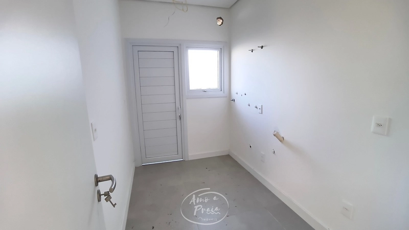 Casa à Venda em Xangri-Lá | 155m², 3 Dormitórios, Suíte e Pátio: 11ª foto da galeria de imagens do imóvel