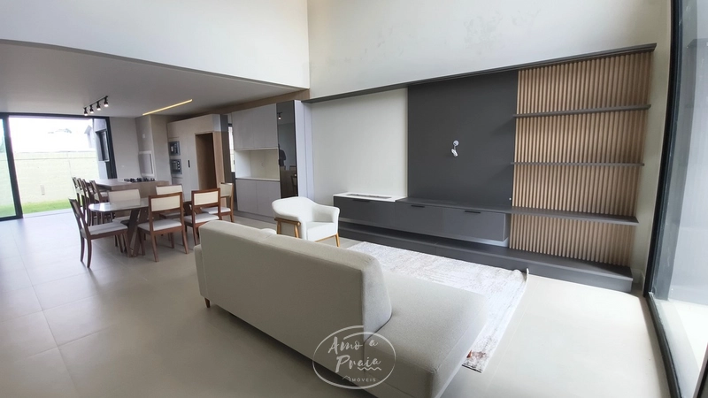 Casa Térrea à Venda em Xangri-Lá | 148m², 4 Suítes e Mobiliada: 3ª foto da galeria de imagens do imóvel