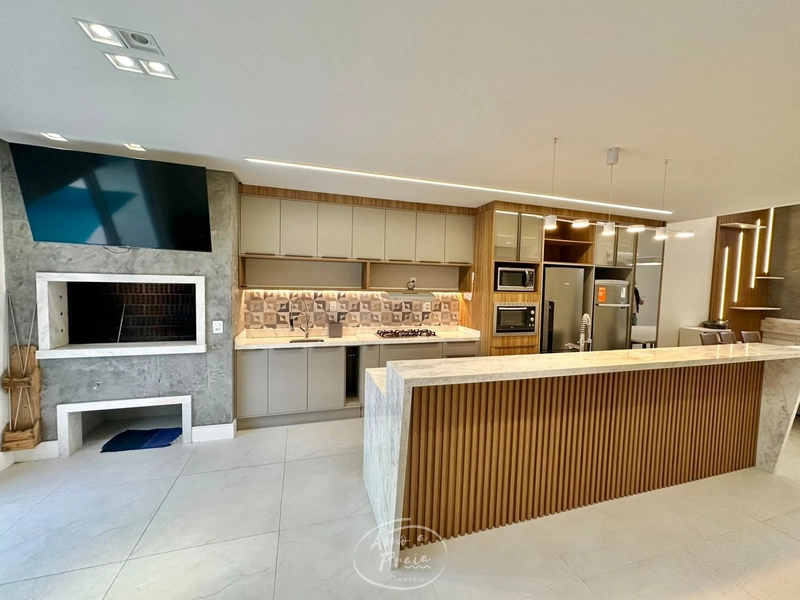 Casa com 4 Suítes no Centro de Xangri-Lá: 12ª foto da galeria de imagens do imóvel