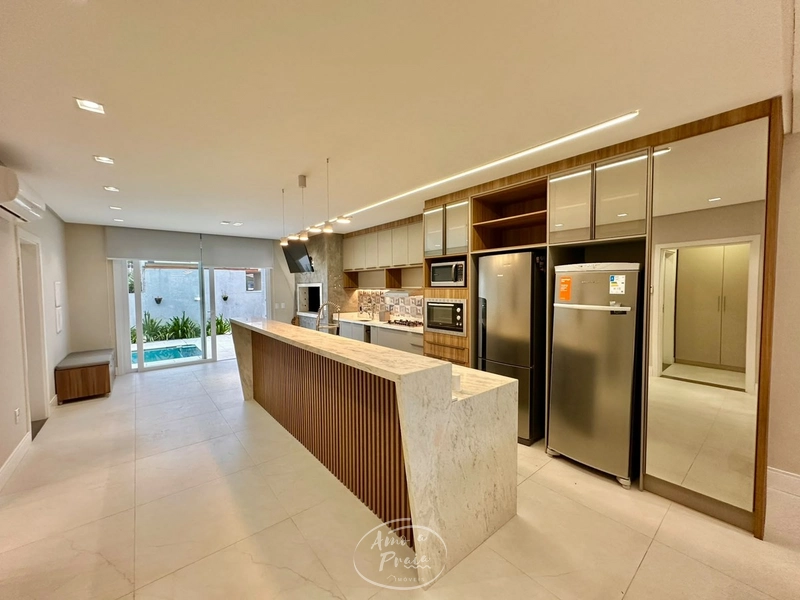 Casa com 4 Suítes no Centro de Xangri-Lá: 11ª foto da galeria de imagens do imóvel