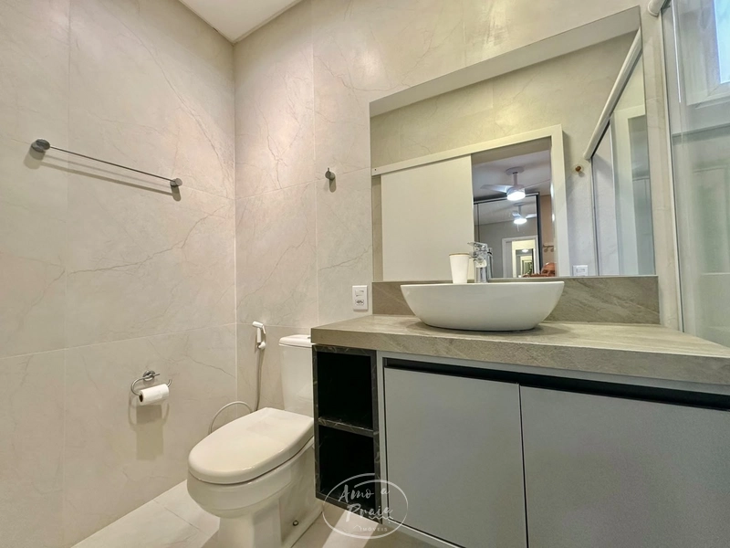 Casa com 4 Suítes no Centro de Xangri-Lá: 6ª foto da galeria de imagens do imóvel