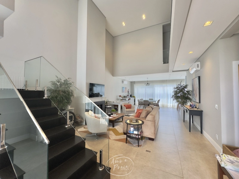 Casa Térrea Beira Lago com 3 Suítes no Condomínio Riviera: 36ª foto da galeria de imagens do imóvel