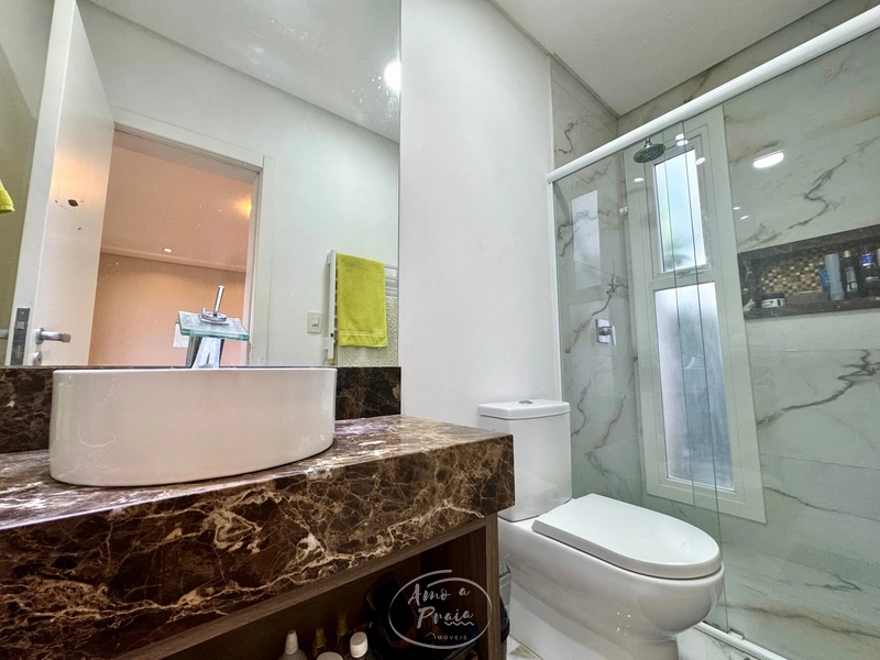 Casa Térrea Beira Lago com 3 Suítes no Condomínio Riviera: 7ª foto da galeria de imagens do imóvel