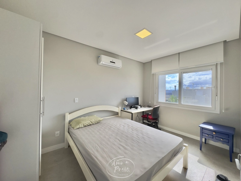 Casa Térrea Beira Lago com 3 Suítes no Condomínio Riviera: 45ª foto da galeria de imagens do imóvel