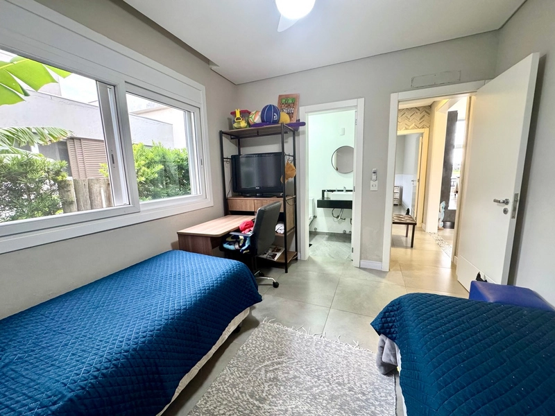 Casa Térrea Beira Lago com 3 Suítes no Condomínio Riviera: 24ª foto da galeria de imagens do imóvel