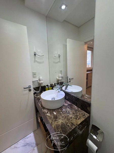Casa Térrea Beira Lago com 3 Suítes no Condomínio Riviera: 8ª foto da galeria de imagens do imóvel