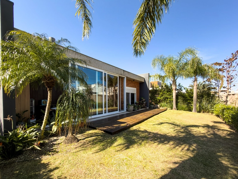 Casa com 4 Dormitórios no Condomínio Enseada: 9ª foto da galeria de imagens do imóvel