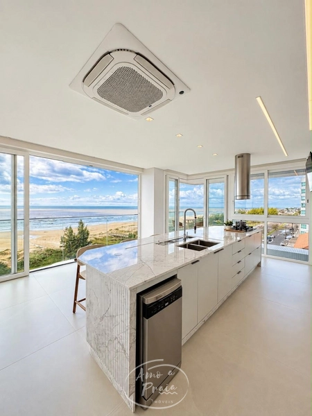 Apartamento de Alto Padrão com 4 Suítes e Vista para o Mar: 24ª foto da galeria de imagens do imóvel