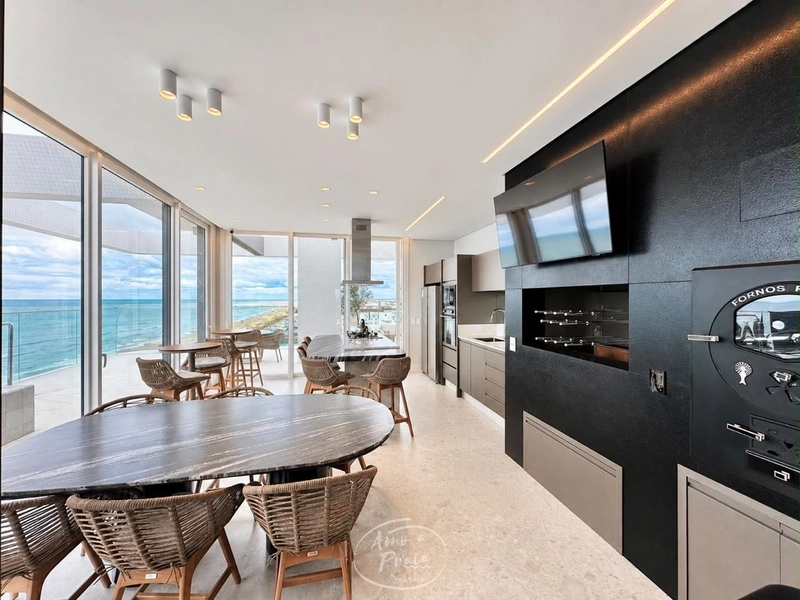 Apartamento de Alto Padrão com 4 Suítes e Vista para o Mar: 17ª foto da galeria de imagens do imóvel