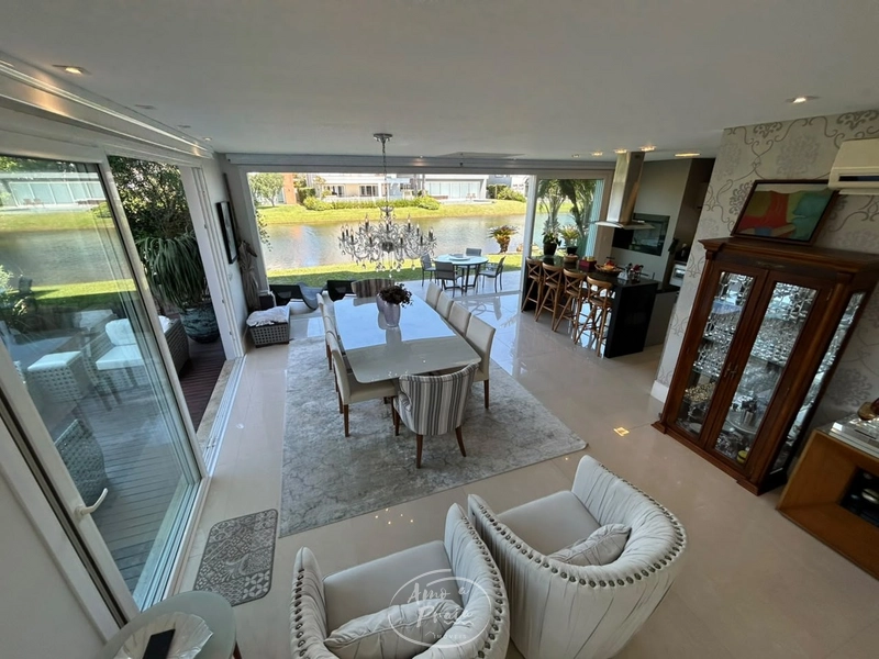 Casa Beira-Lago com 5 Suítes no Condomínio Enseada Lagos: 8ª foto da galeria de imagens do imóvel