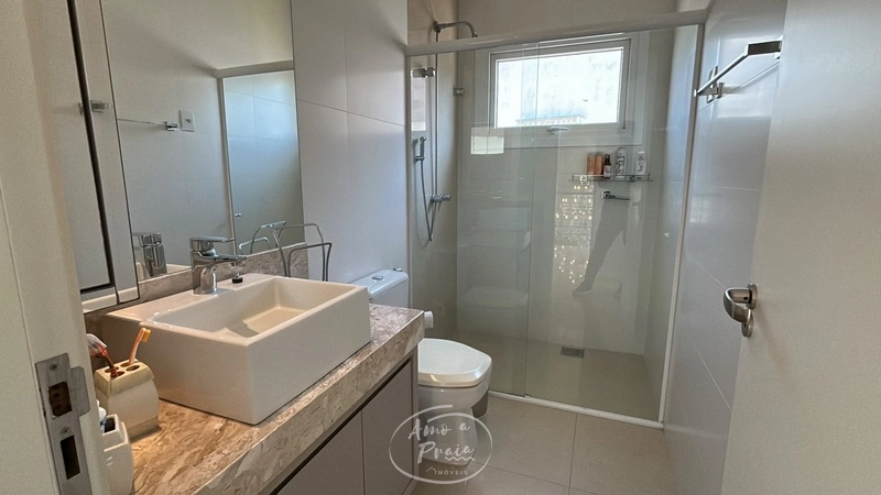 Casa Beira-Lago com 5 Suítes no Condomínio Enseada Lagos: 26ª foto da galeria de imagens do imóvel