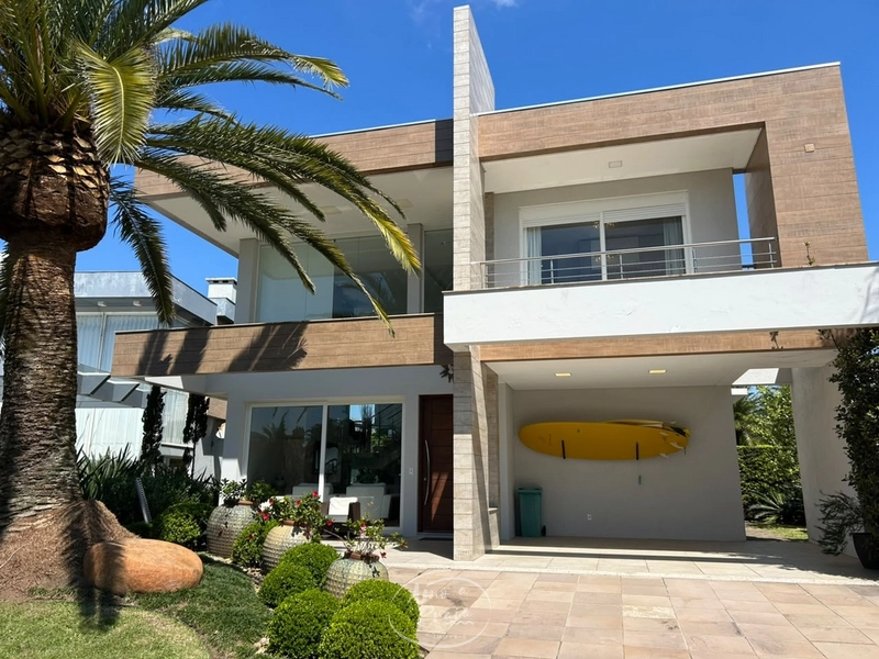 Casa Beira-Lago com 5 Suítes no Condomínio Enseada Lagos: 2ª foto da galeria de imagens do imóvel